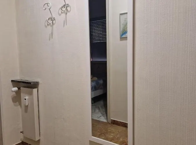 Luna Parcheggio Gratuito Apartment